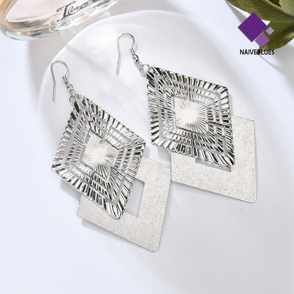 Naiveblue &gt; Anting Kait Gantung Panjang Dua Lapis Desain Hollow Matte Untuk Wanita