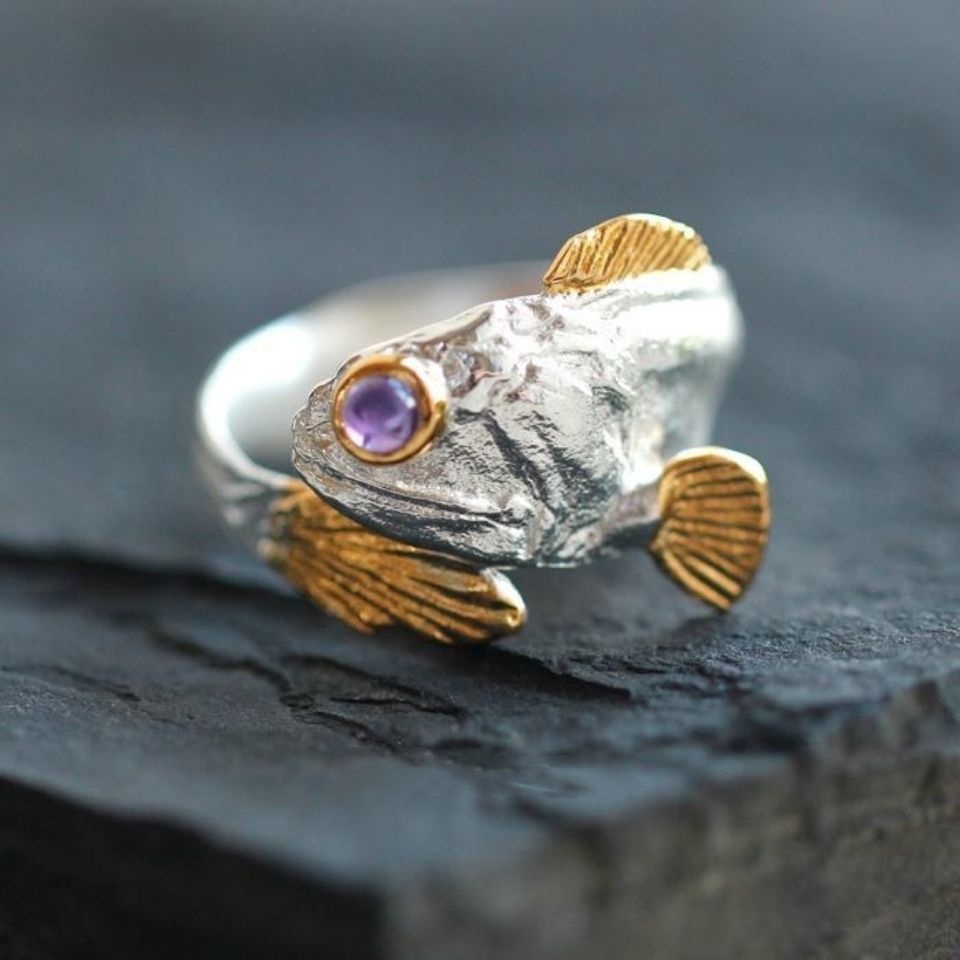 Cincin Desain Naga Ikan Handmade Bahan Metal Gaya Punk Klasik Untuk Pria Dan Wanita