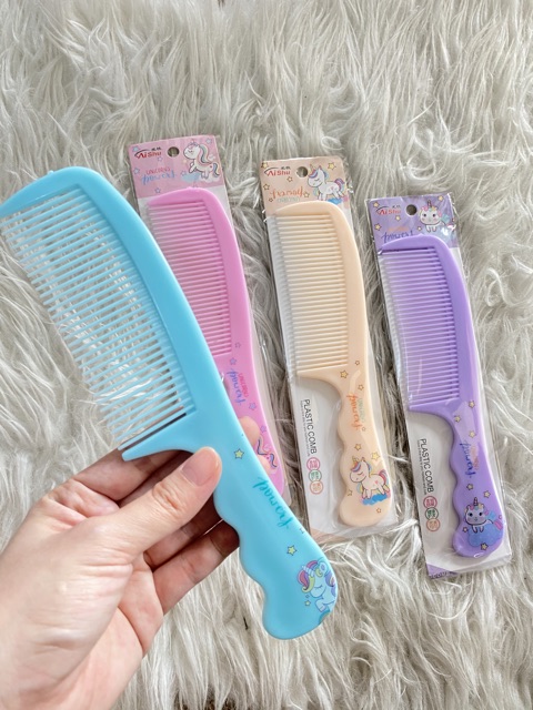 SISIR BESAR KARAKTER FROZEN