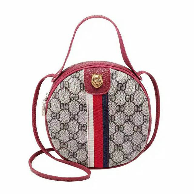 Tas selempang wanita