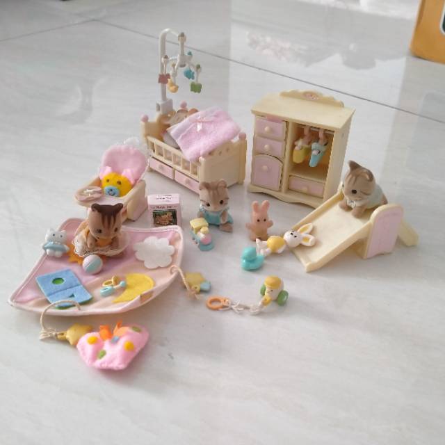 sylvanian families nursery set