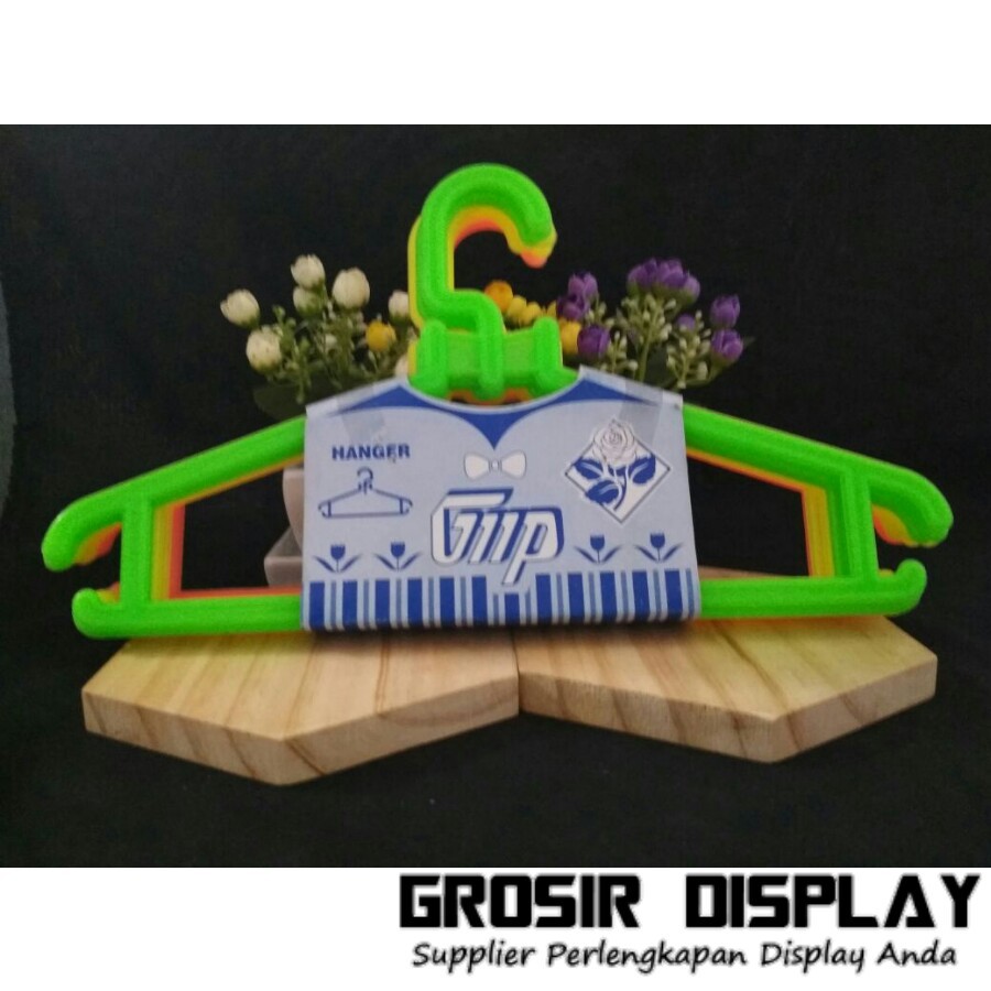 Hanger Anak Warna Giip Display Baju  Perlengkapan Toko  