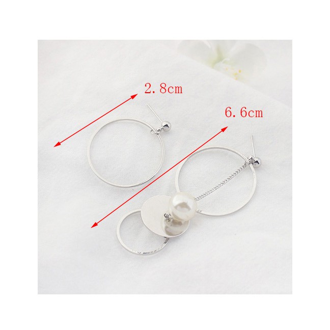 LRC Anting Tusuk Elegant Silver Color Circular Ring&amp;pearl Decorated Asymmetric Earrings Y57728