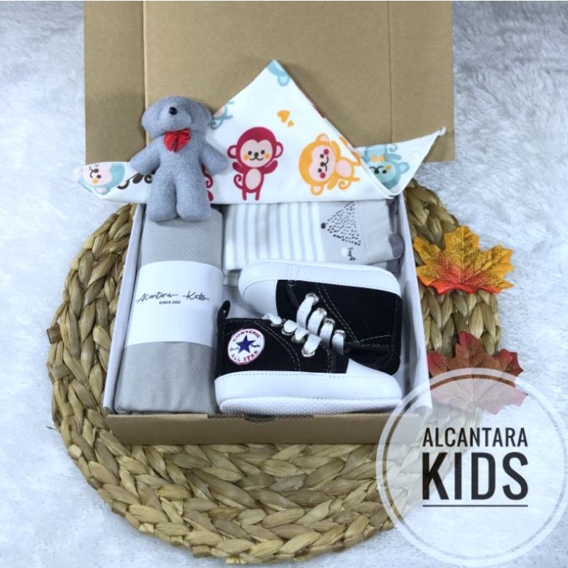 Hampers Baby Hampers Bayi Hampers Baby Newborn Baby Gift Set Unisex Kado Lahiran Bayi Laki Perempuan Hampers Slabber Series