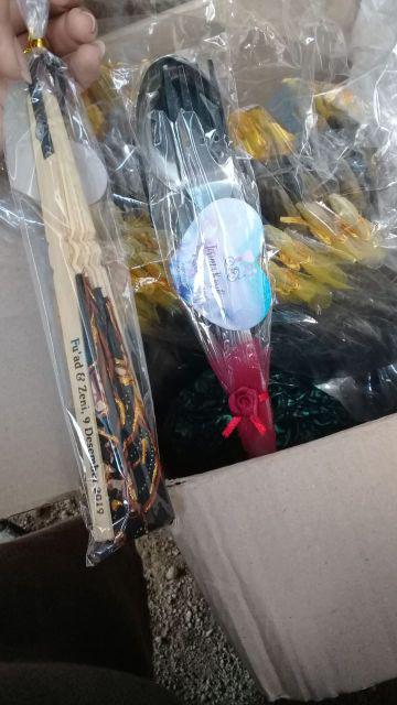 Souvenir Pernikahan Sendok &garpu Makan Plus Tile Isi 100 Pcs