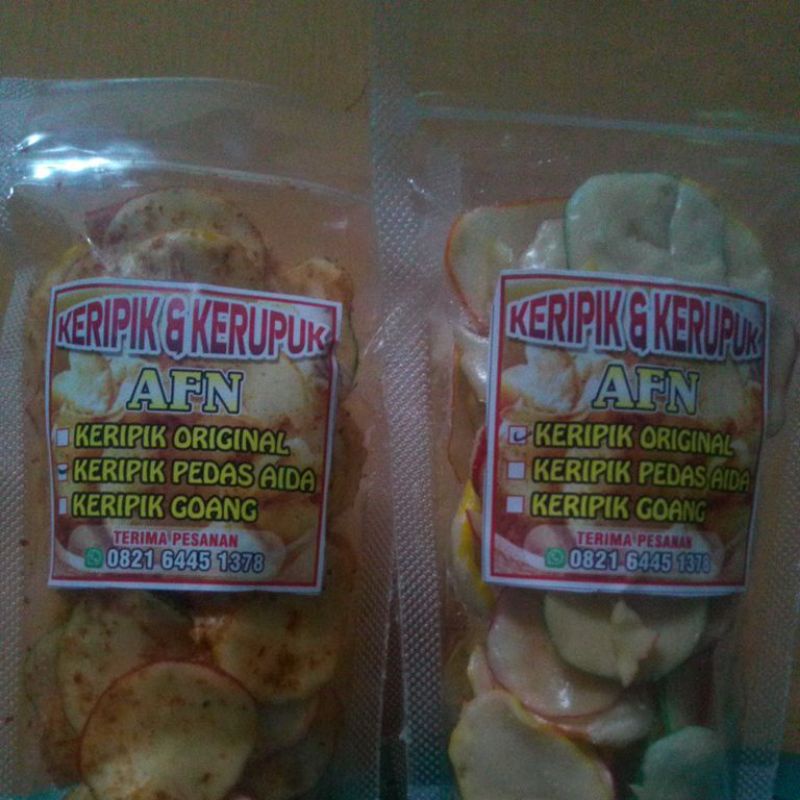 

kripik singkong dan kerupuk 3 rasa