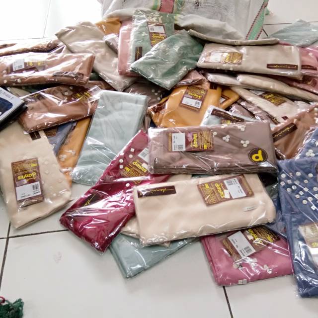 Jilbab dannis segiempat 2pc