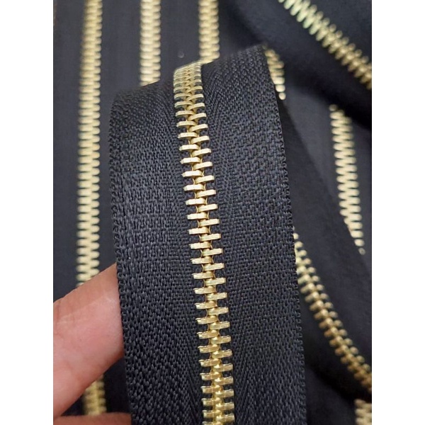 RESLETING / ZIPPER GIGI BESI NO. 5 REL DAUN GIGI BESI METERAN