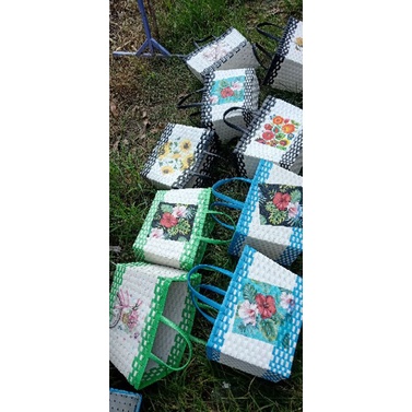 tas anyamn  / tas hajatan / parcel lebaran free nama