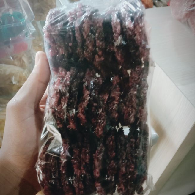 

CEMILAN RENGGINANG KETAN HITAM ISI 30- RENGGINANG KETAN/ CEMILAN / MENTAH