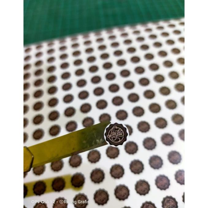 

STIKER LABEL CROMO CUTTING UKURAN 1CM ruanggr4 Juara