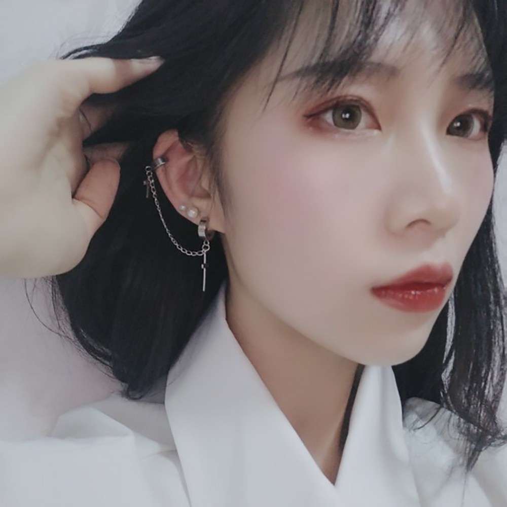 Anting Klip Tulang Rawan Telinga Bahan Alloy Gaya Punk Hip Hop Untuk Pria Dan Wanita