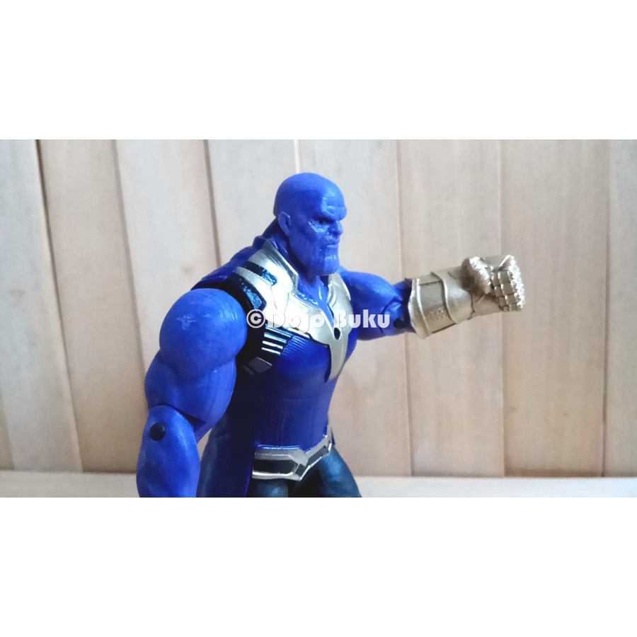 Mainan Thanos 17 cm Action Figure Avengers