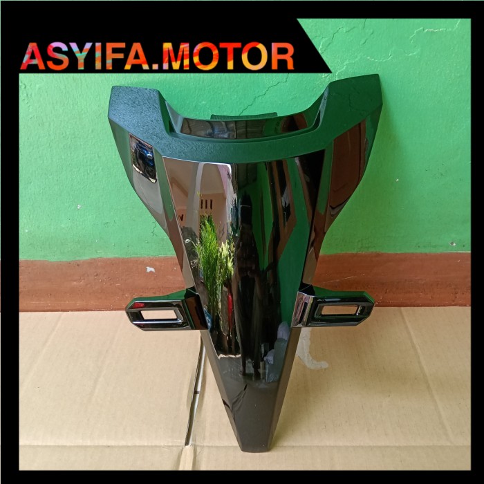 Dasi kecil dudukan plat nomor Vario New 125 LED