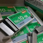 

isi stapler kenko no 10 kualitas barang terjamin barang sesuai gambar. barang tidak gampang rusak harga grosir