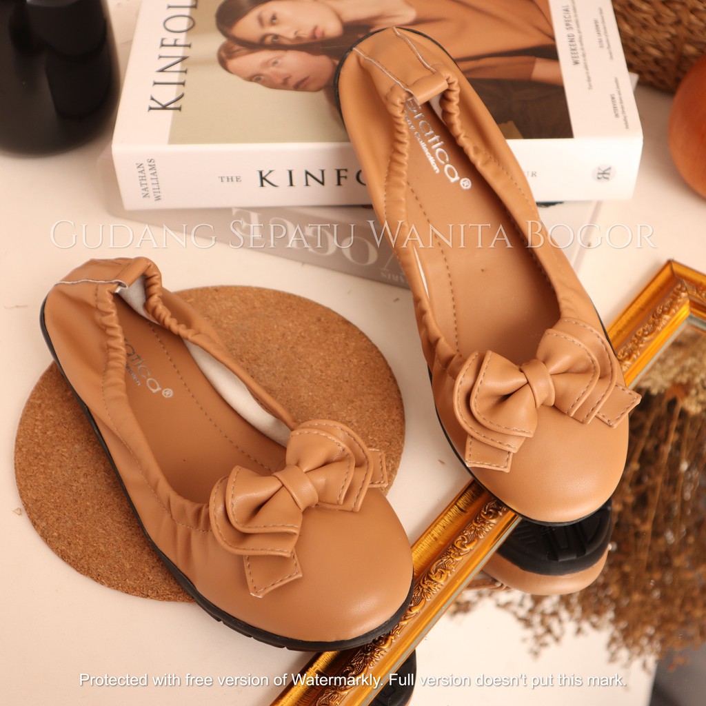 Gratica Sepatu Wanita Flat Shoes Pita Balet AS 31