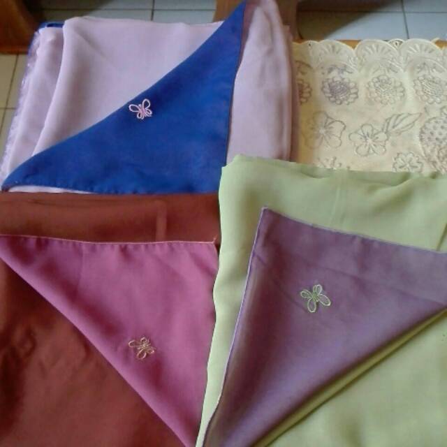Preloved khimar segi empat Hijab Alila
