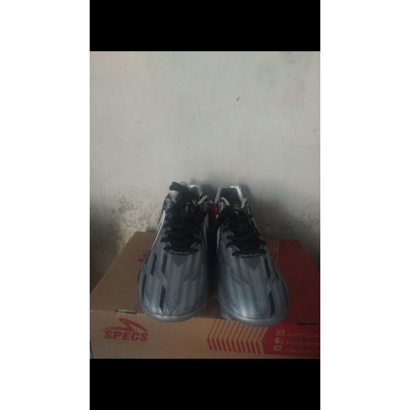 sepatu bola specs accelerator lightspeed ii pro