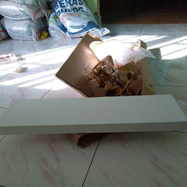 Rakdinding Minimalis Lebar 20cm Panjang 70cm Sesuai Gambar