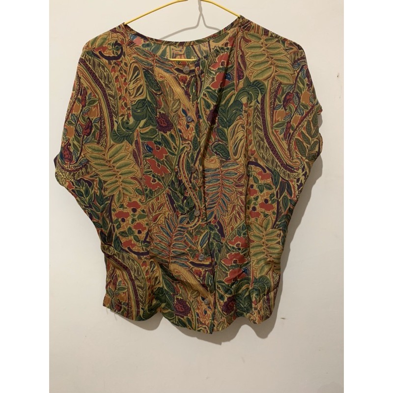 Blouse and Outer Abstract