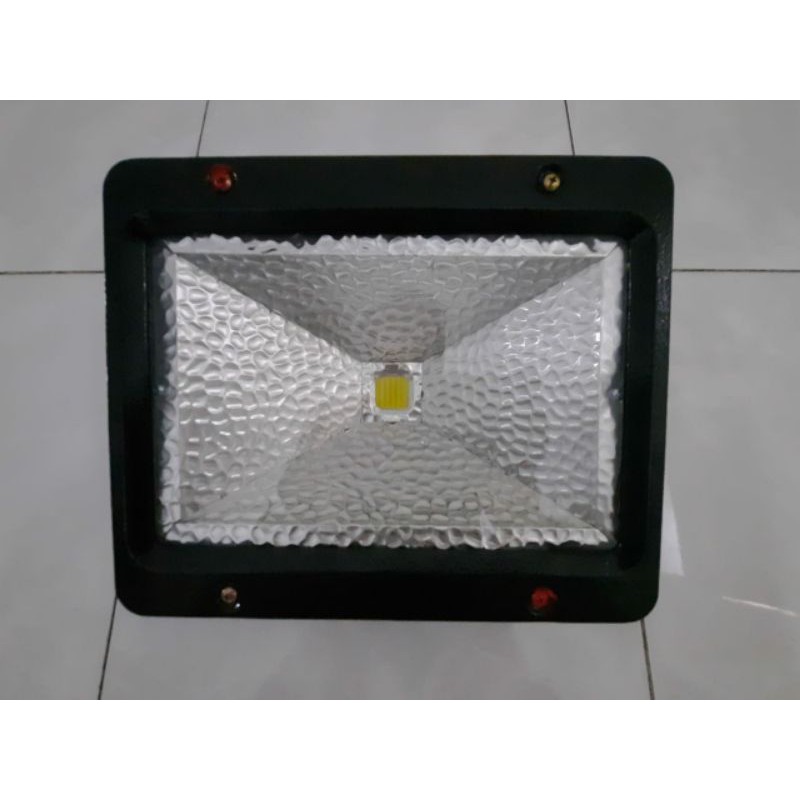 lampu sorot led body metal Slast Galaksi 50 watt /230 v  SLP 50 kuat dan tahan air