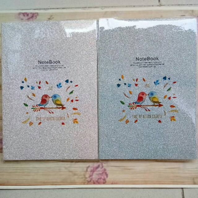 

Notebook Gliter Autumn Lovely Bird
