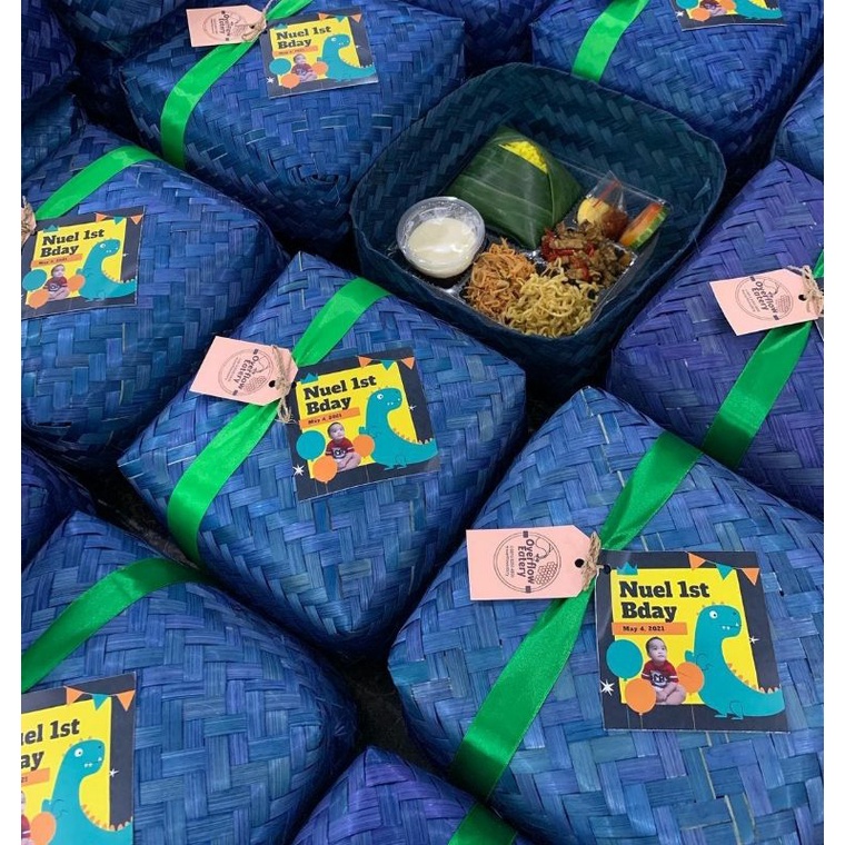 Besek Warna 18x18 Sepasang