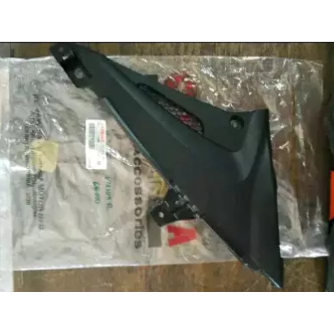 cover tutup box aki new vixion r ori ygp ASLI ORIGINAL YAMAHA