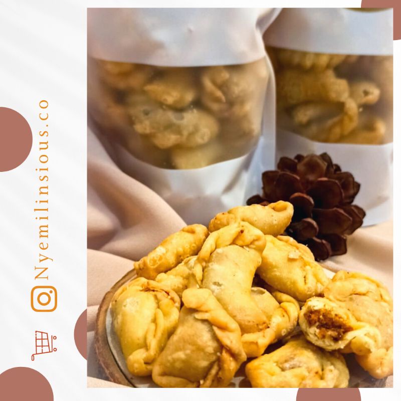 

Pastel mini isi abon / cemilan gurih renyah murah meriah