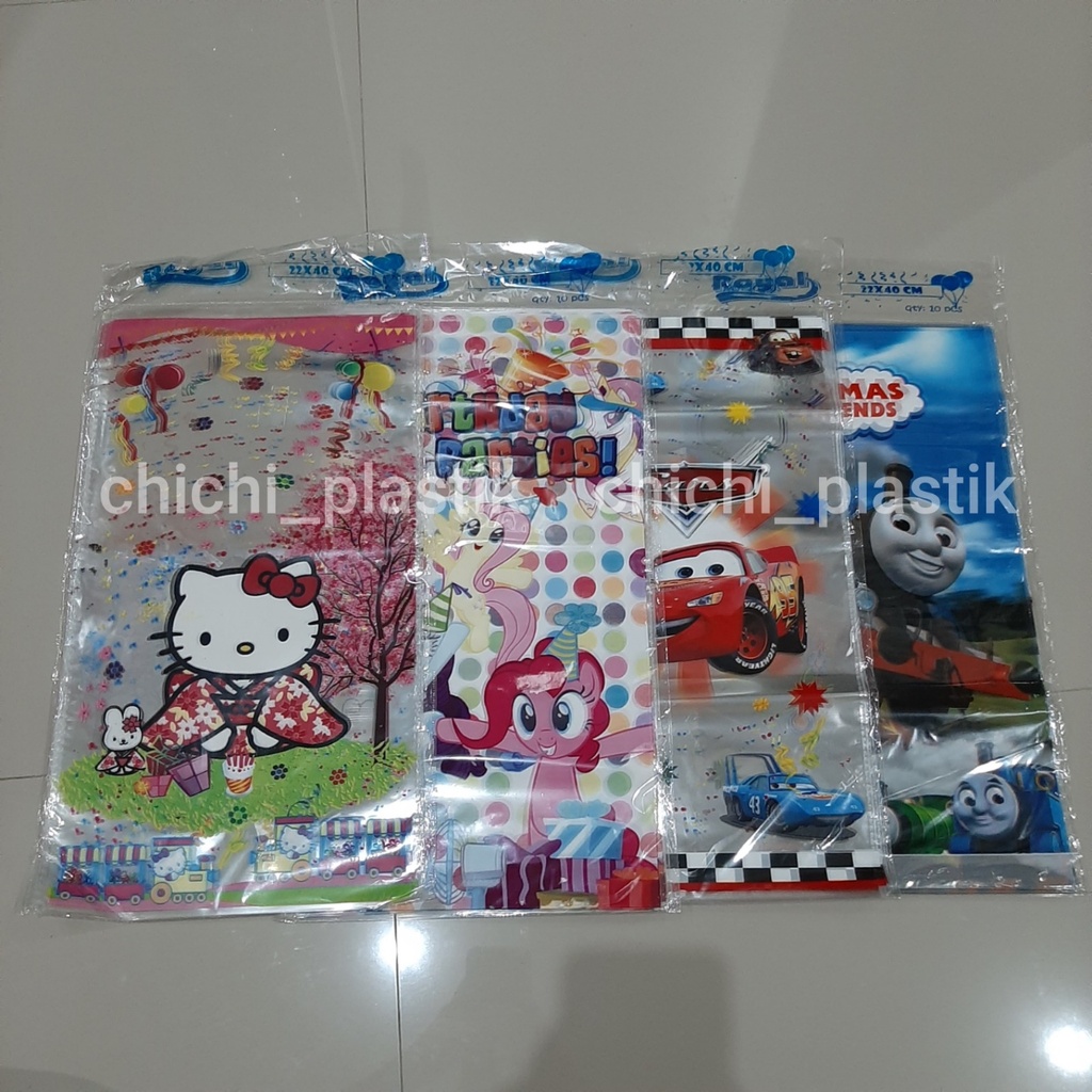

Plastik ulang tahun karakter besar tebal 22x40