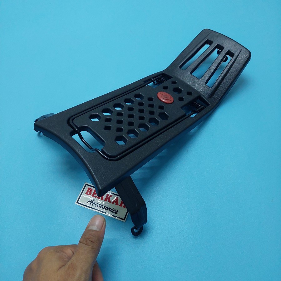 Bagasi tengah supra x 125 helm in dudukan barang motor supra x 125 helm in