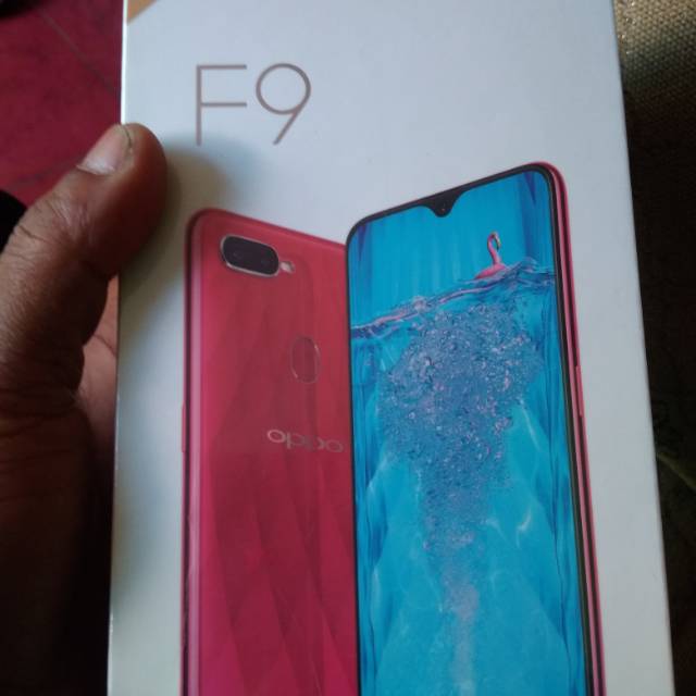 Oppo F9 rom 4/64gb