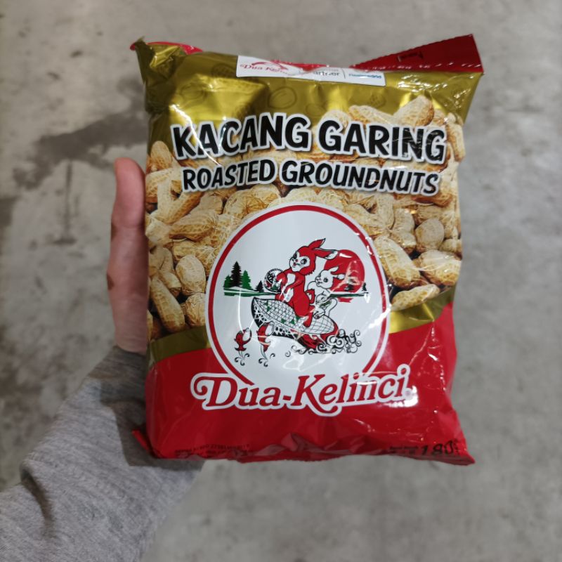 

DUA KELINCI KACANG KULIT DUA KELINCI KACANG GARING 180 GR