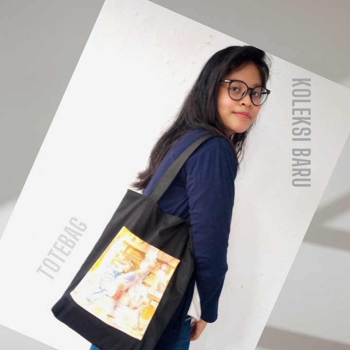 Dresh Erma Totebag Membaca Buku