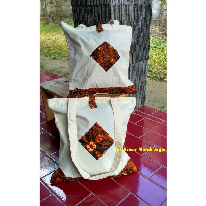 Tas Tote / Tote Bag / Tas Belanja / Tas Souvernir / Tas Blacu / Tas Kuliah / Tote Bag Jogja