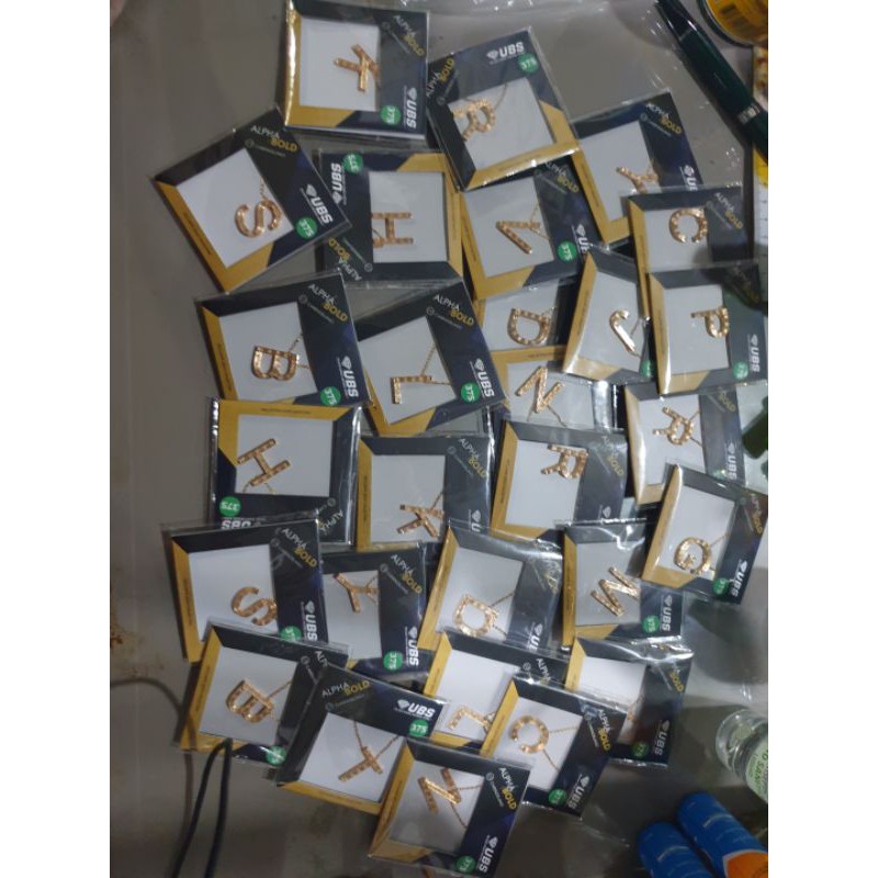 Kalung carendelano alpha bold terbaru huruf inisial I U K C N emas asli 375 alfabet