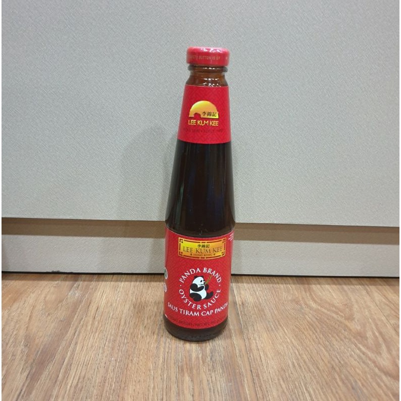 

Lee Kum Kee Oyster Sauce Panda / Lee Kum Kee Saus Tiram Cap Panda 510g