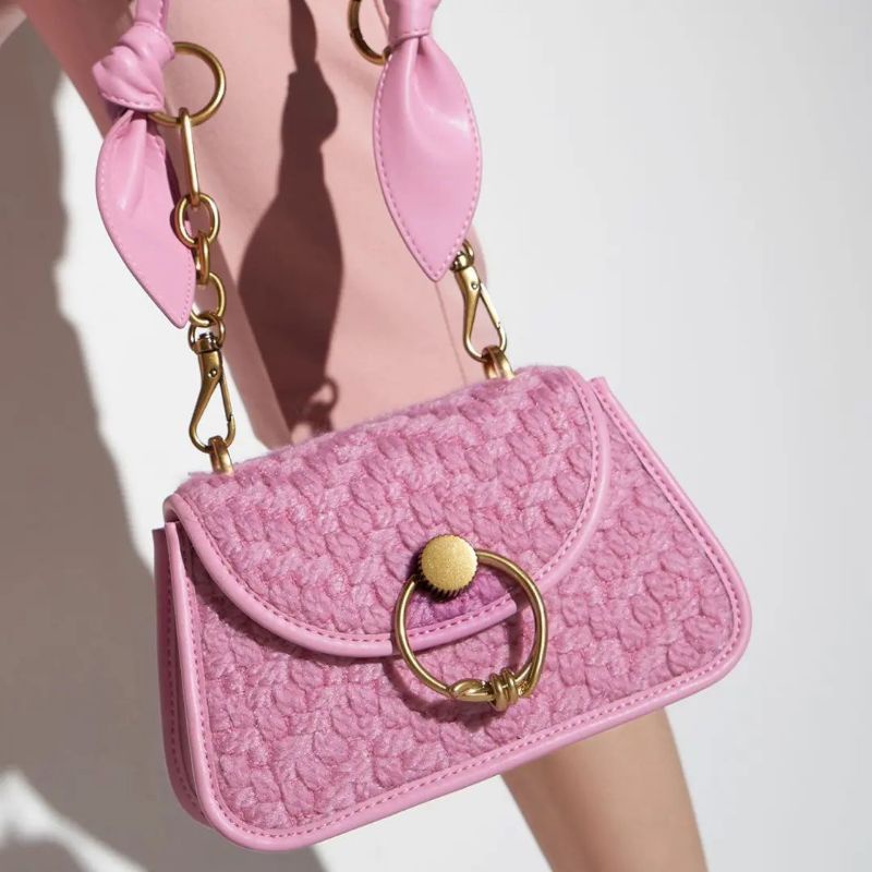 6.6 SALE | CK Joelle Ring Push-Lock Trapeze Bag