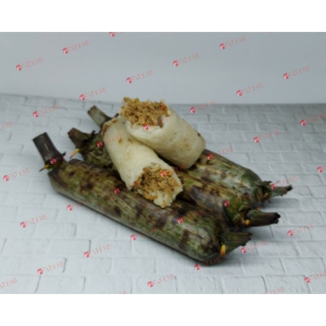 

Lalampa - Kue Manado (20 pcs)