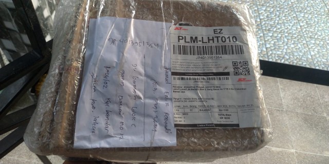 Unik Sendok Garpu Lunch Box + Botol Minum Parcel Kemasan Ultah