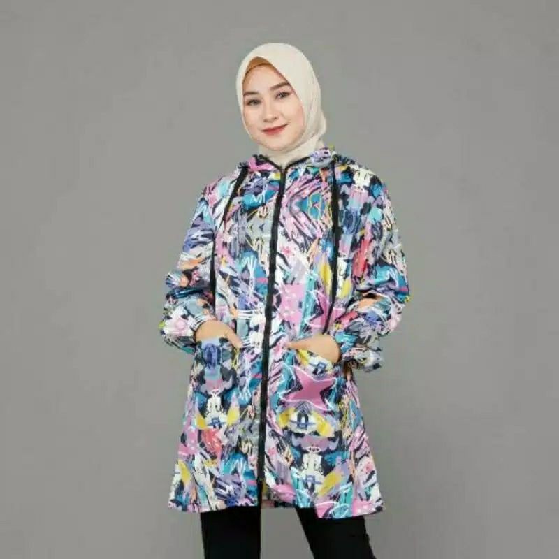 Biiu Jaket Printing Wanita Free Pouch Masker