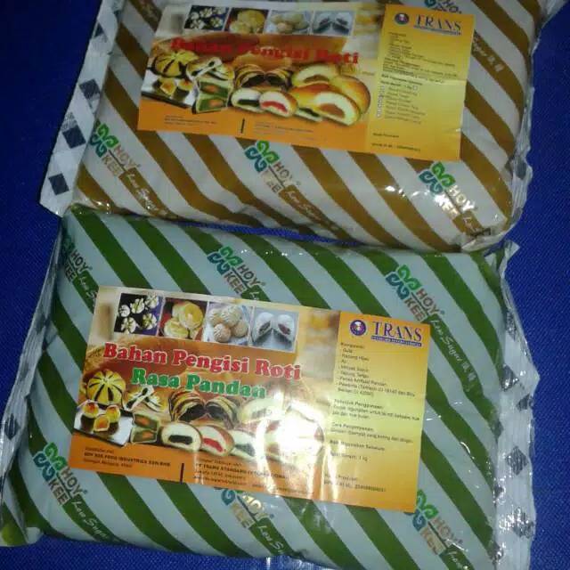 

Filling bun pandan.