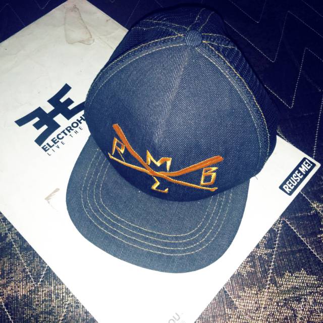 topi rumble original