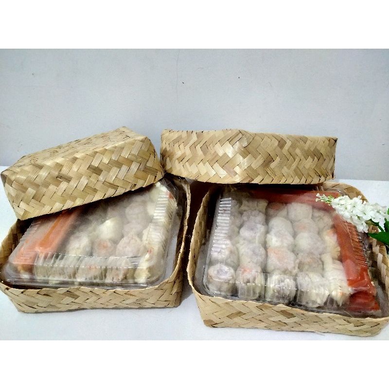 Hampers Besek from Cerita Dimsum (Dimsum Frozen)