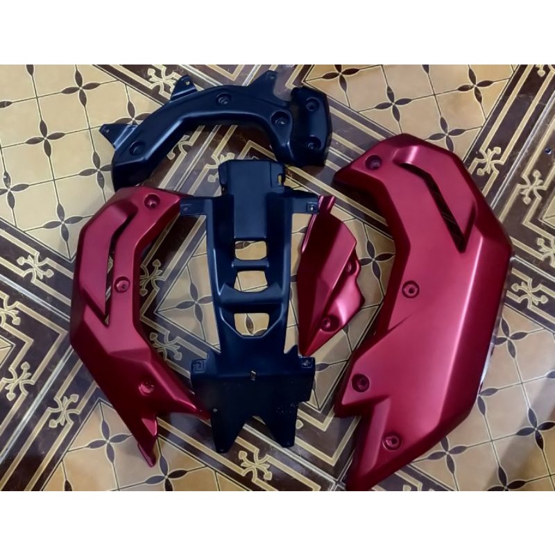 Undercowl new Vixion advance dan new Vixion lightning  model mt125 tutup mesin mt125 cover engine
