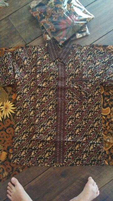 Kemeja Batik Pria Motif Manggar
