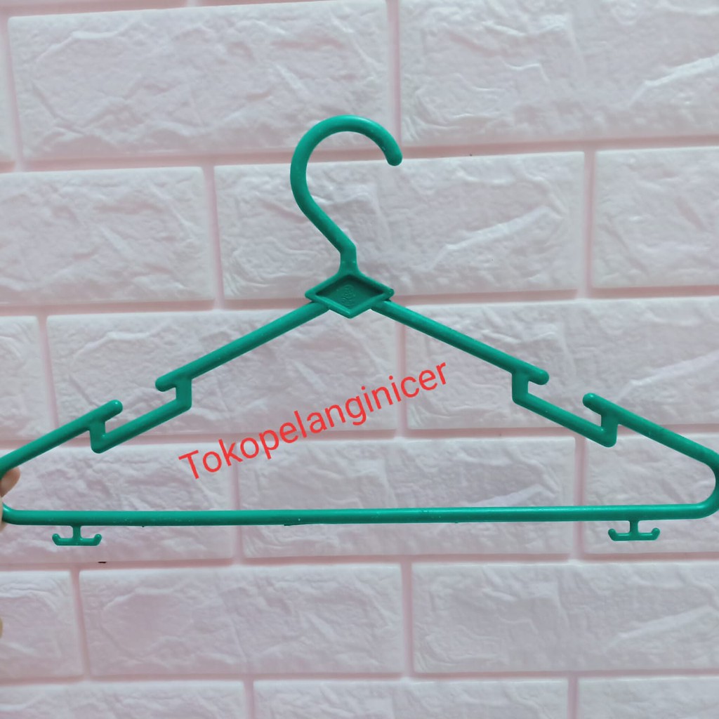 Hanger plastik (gantungan baju) Murah BELI SATUAN Tokopelanginicer