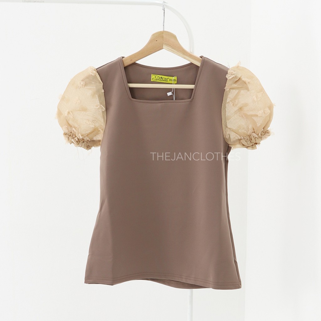 Berta top -Thejanclothes