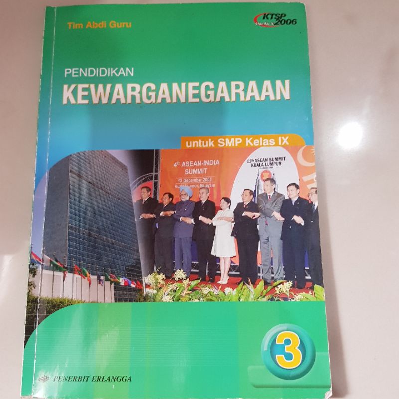 [BEKAS] Buku Paket PKN kelas 9 Kurikulum KTSP 2006