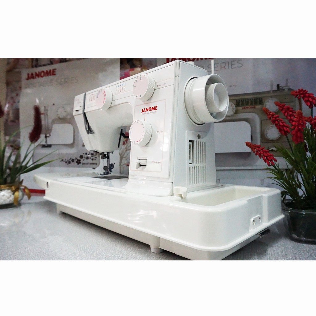 mesin jahit multifungsi merk janome type ns7210 paket dengan cover PD Case terbaru 2020